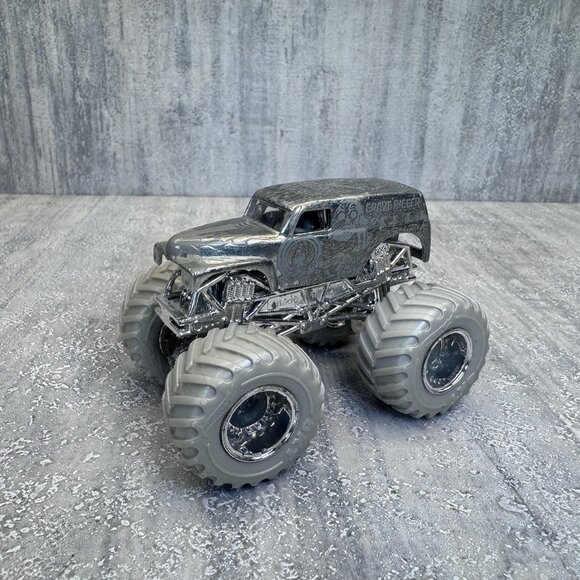 Hot Wheels Silver Grave Digger 2017 Collection Monster Jam 25th Anniversary - Picture 1 of 6